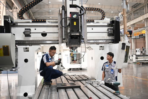 山東滕州 做強(qiáng)主導(dǎo)產(chǎn)業(yè) 助推工業(yè)經(jīng)濟(jì)駛?cè)?快車道